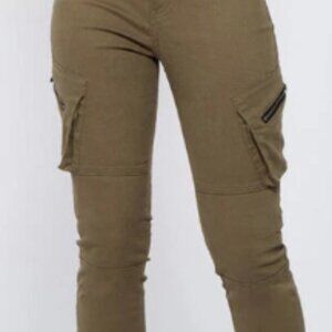 NEW American Bazi Women's Casual Skinny Fit Cargo Pants SZ Medium Olive